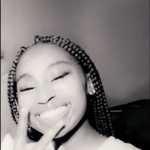 Meet your Posher, Timia